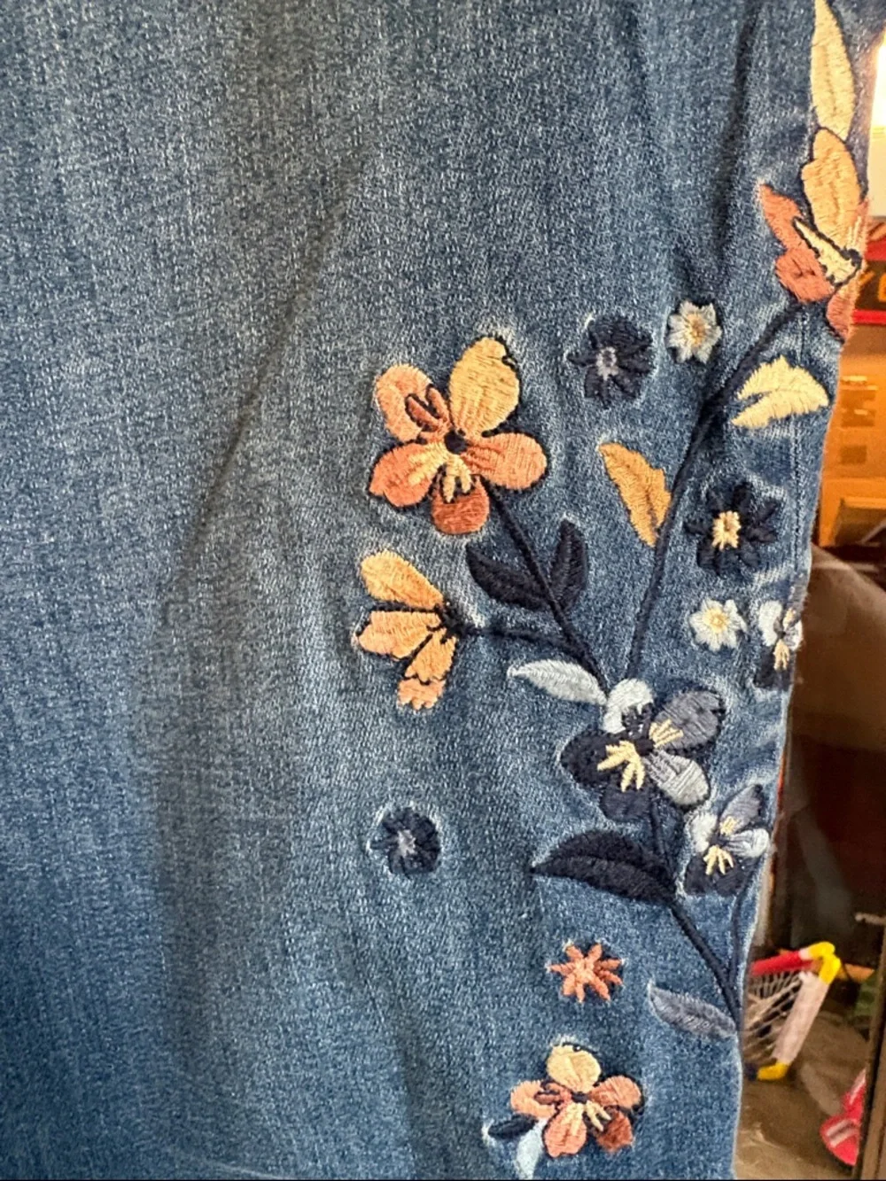 Chico's Dark Blue Ankle Jeans with Floral Embroidery - Picture 7 of 9